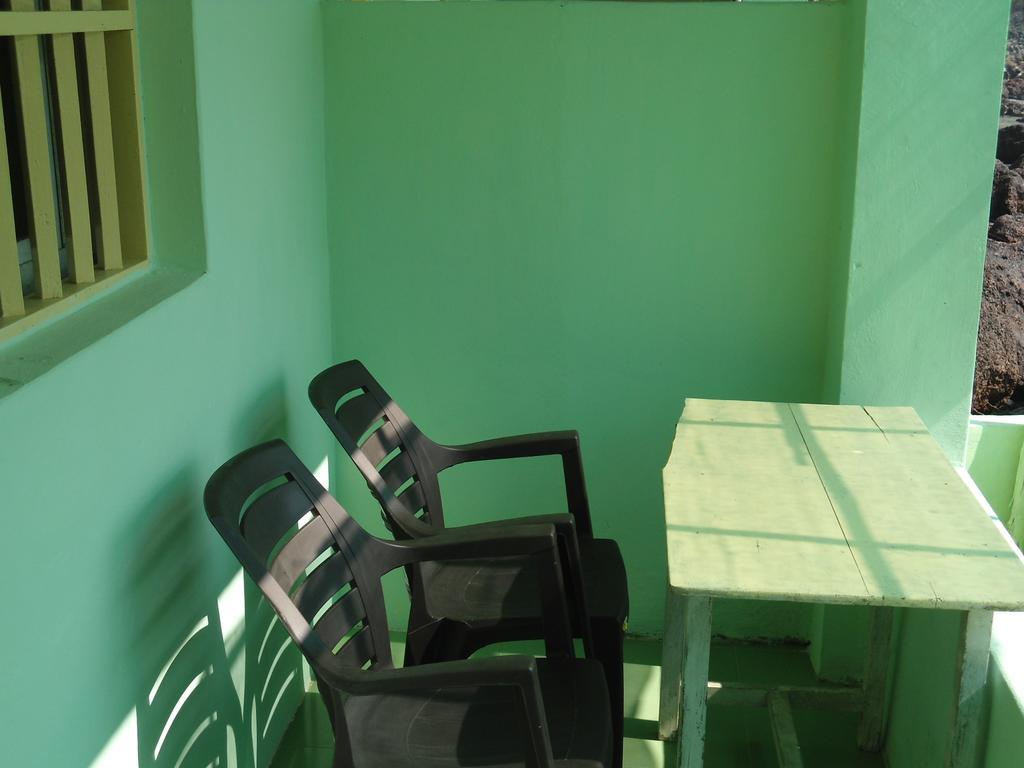 Arambol Hospitality Red Rock Ξενοδοχείο Εξωτερικό φωτογραφία